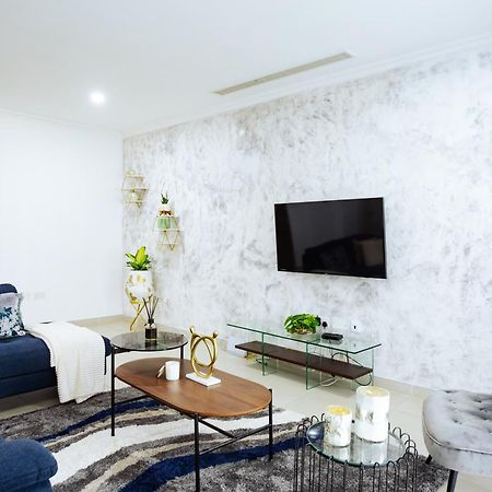 Amazing 2 Bedroom Room Space Available 阿克拉 外观 照片